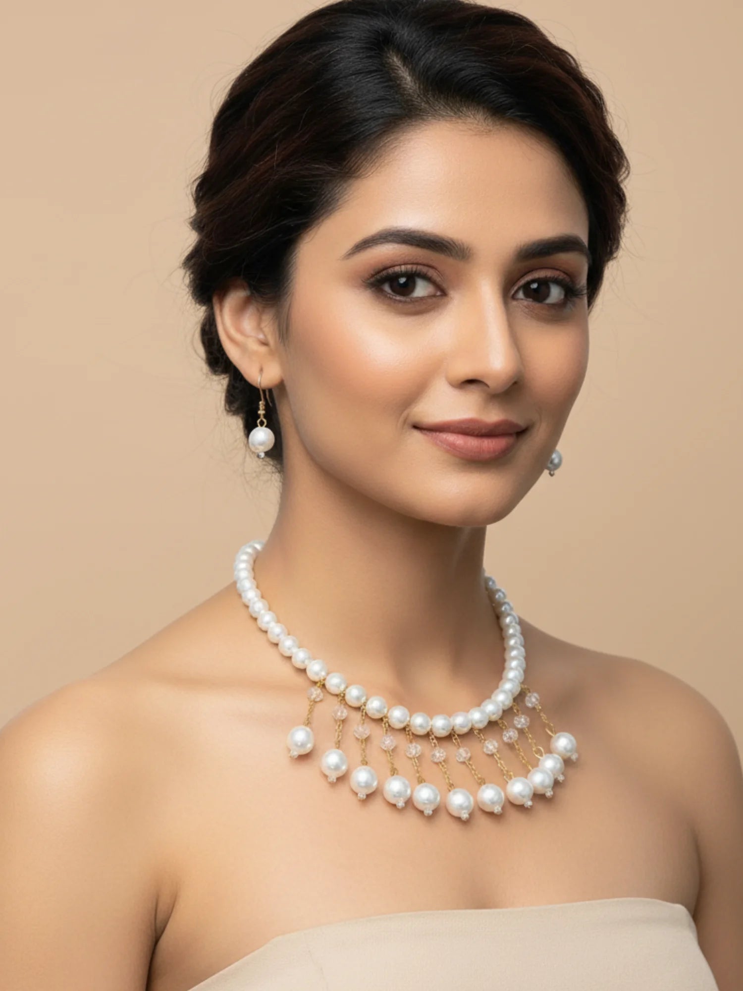 Fancy Pearl Necklace Set